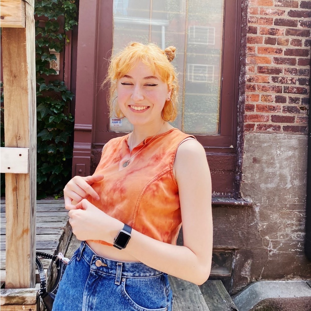 Meet your Posher, Ella